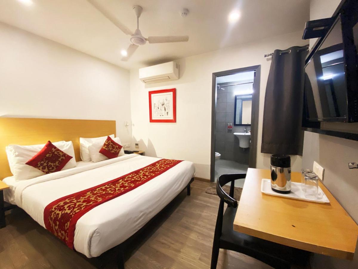 Hotel Golden Saffron By Qotel-Punjabi Bagh New Delhi Eksteriør billede