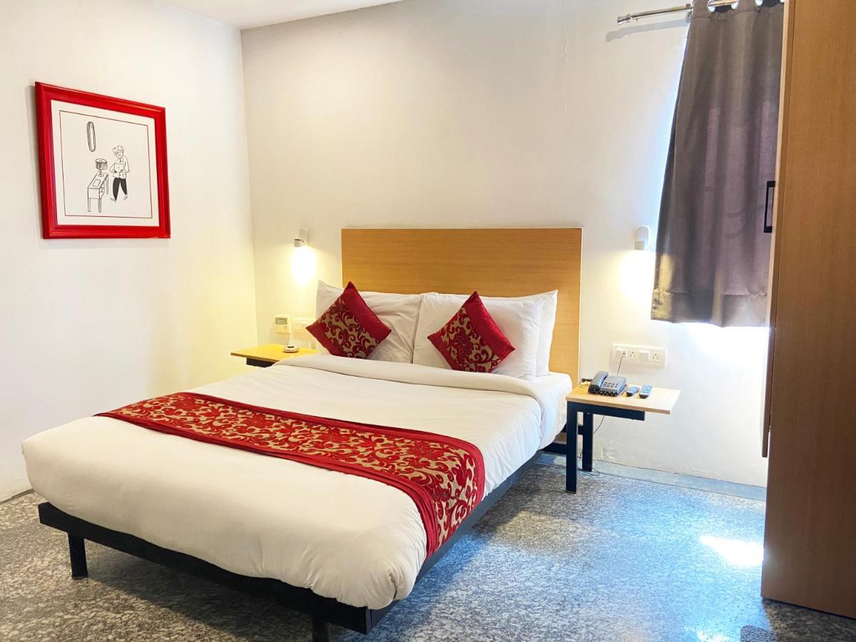 Hotel Golden Saffron By Qotel-Punjabi Bagh New Delhi Eksteriør billede